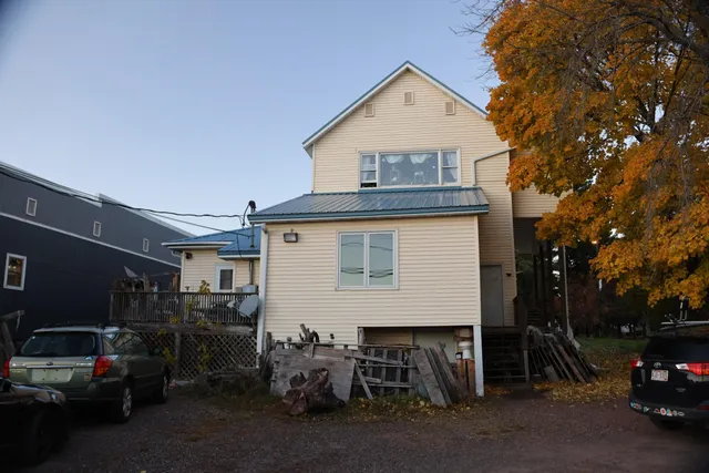 $341,900 | 324 West Bayfield Street, Washburn, WI 54891