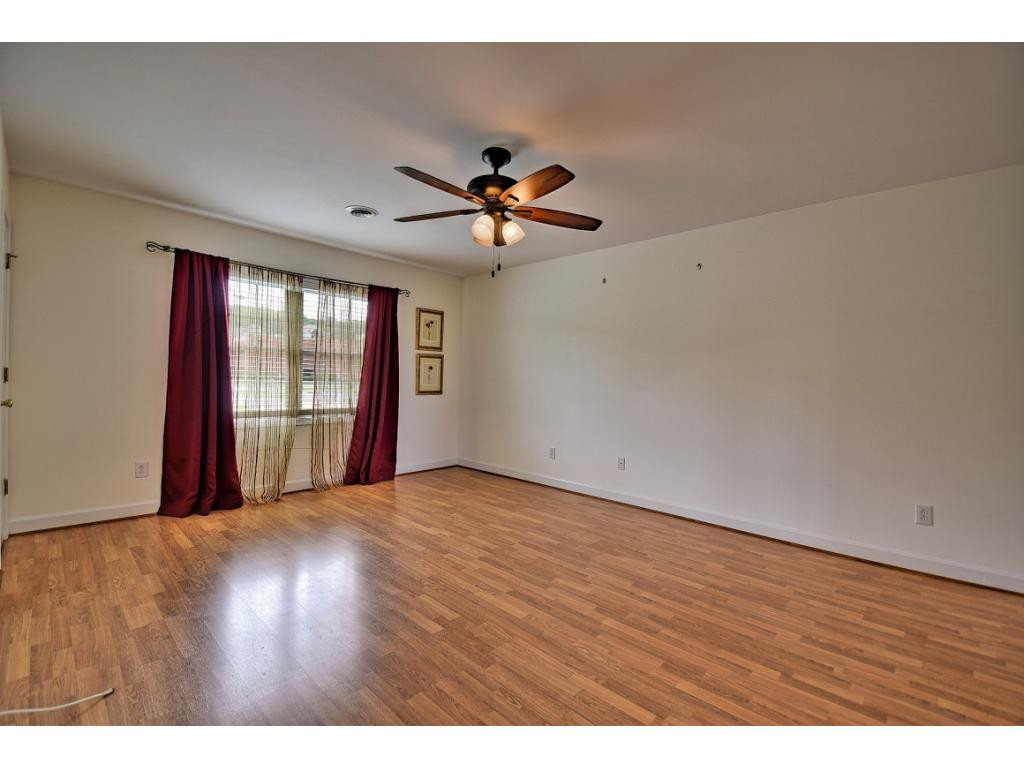 1408 Lake Ridge Square Johnson City, TN 37601 - Photo 21 of 36 Photo 21
