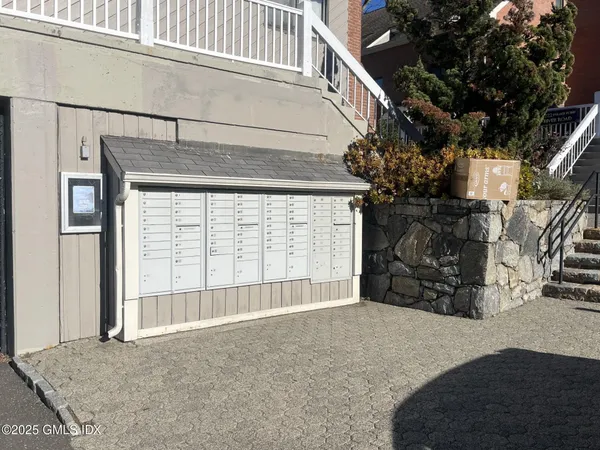 a view of a garage