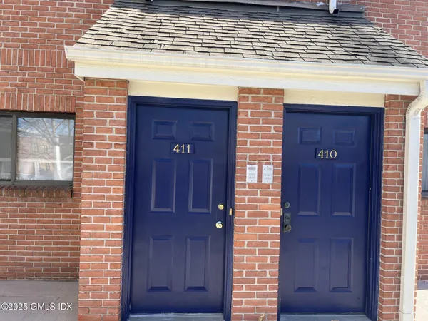 a front view of a building