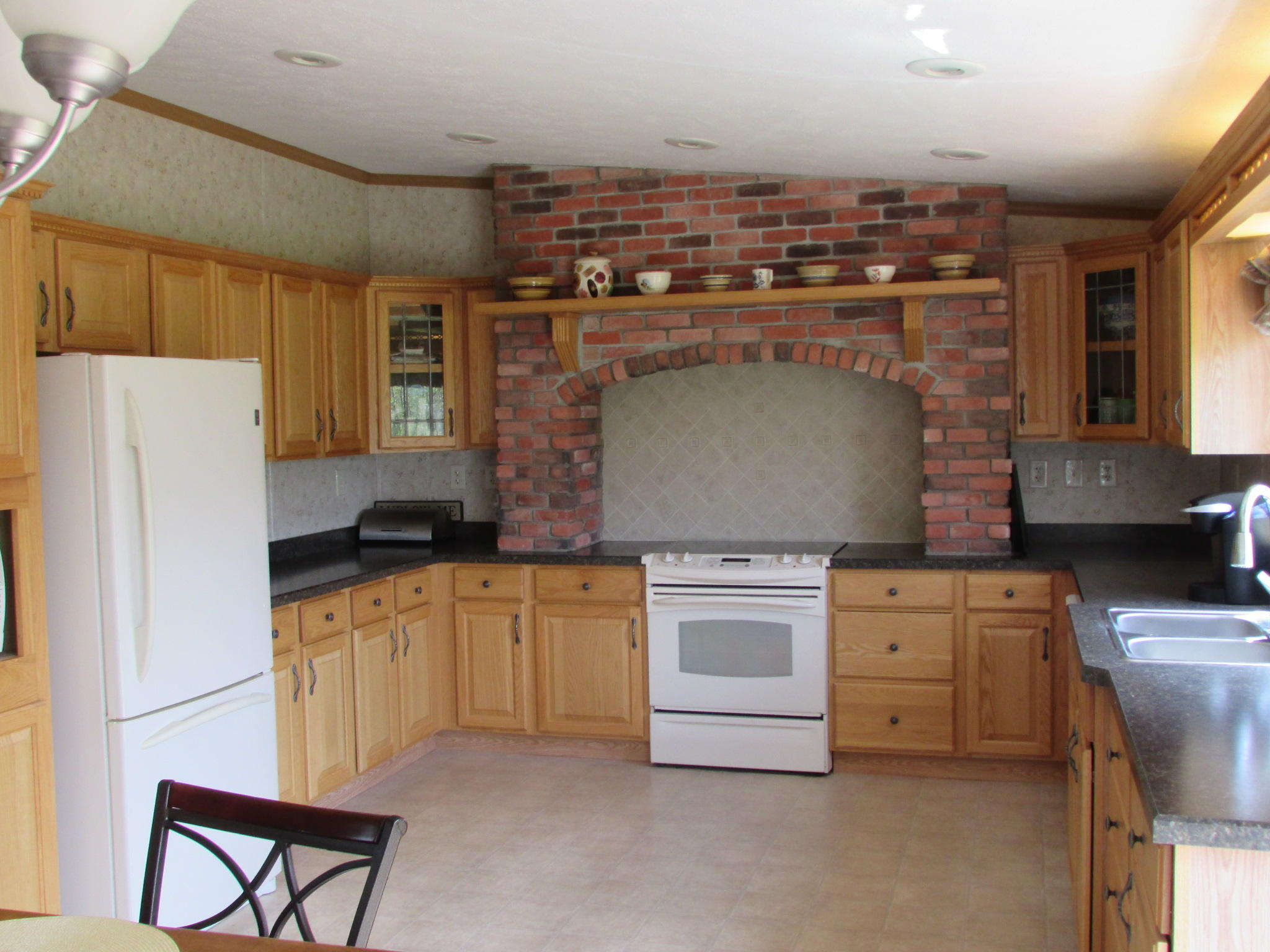 708 Ludlow Road Houlton, ME 04730 - Photo 3 of 21 IMG_0367