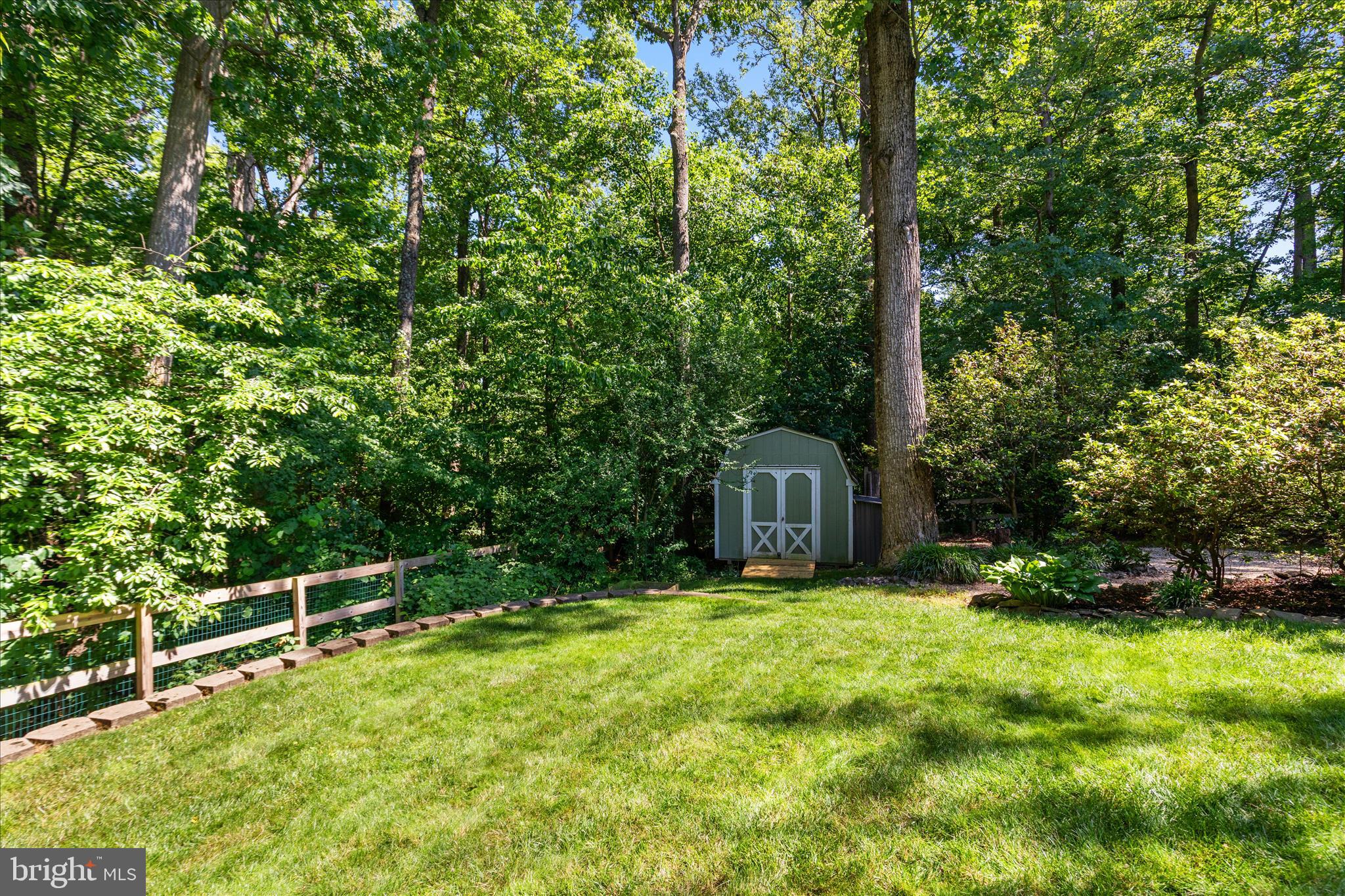 8201 Running Creek Court Springfield, VA 22153 - Photo 19 of 23