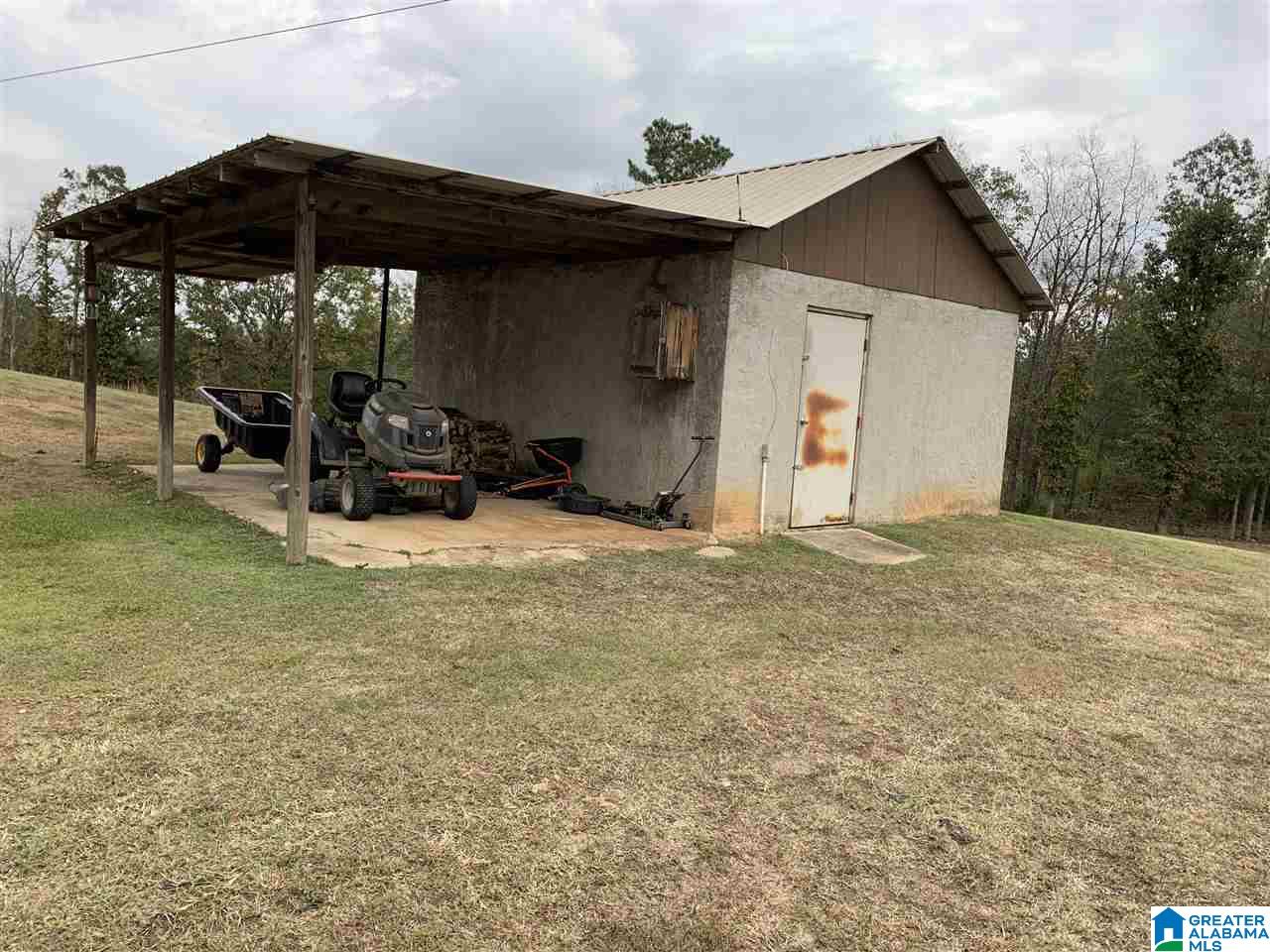 396 Holland-Finley Road Jacksonville, AL 36265 - Photo 4 of 37