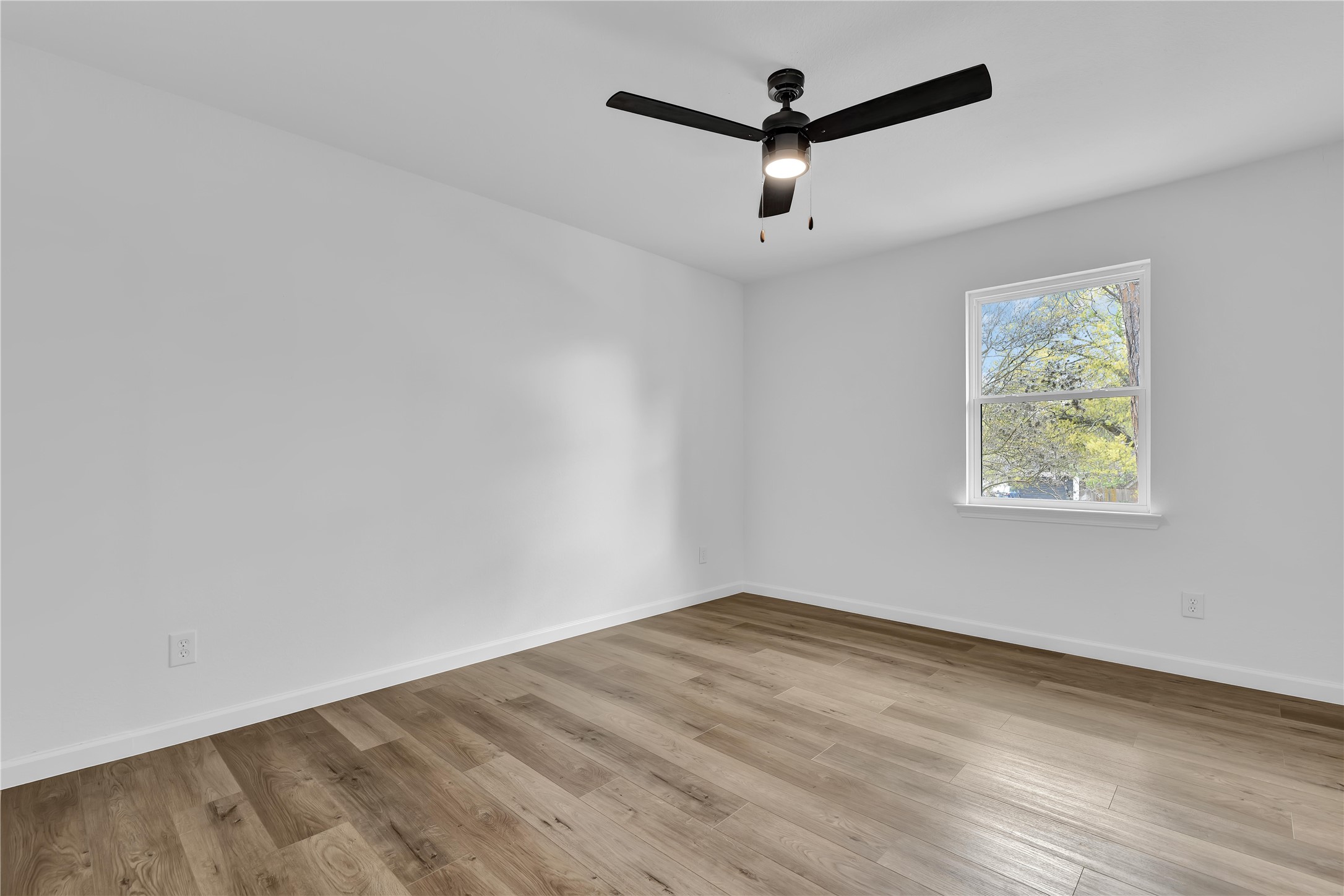 2726 Stetson Lane Houston, TX 77043 - Photo 29 of 36