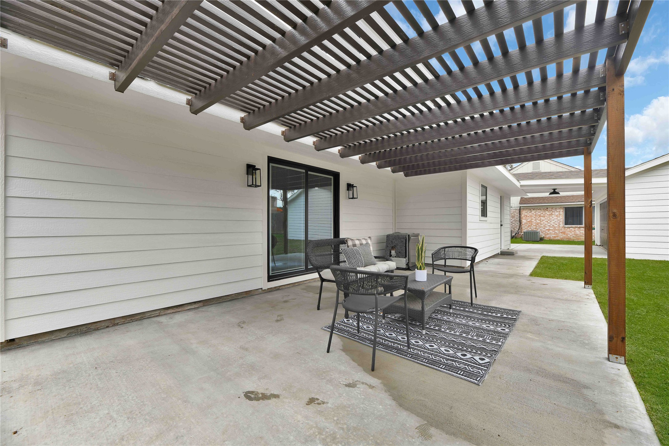 2726 Stetson Lane Houston, TX 77043 - Photo 34 of 36