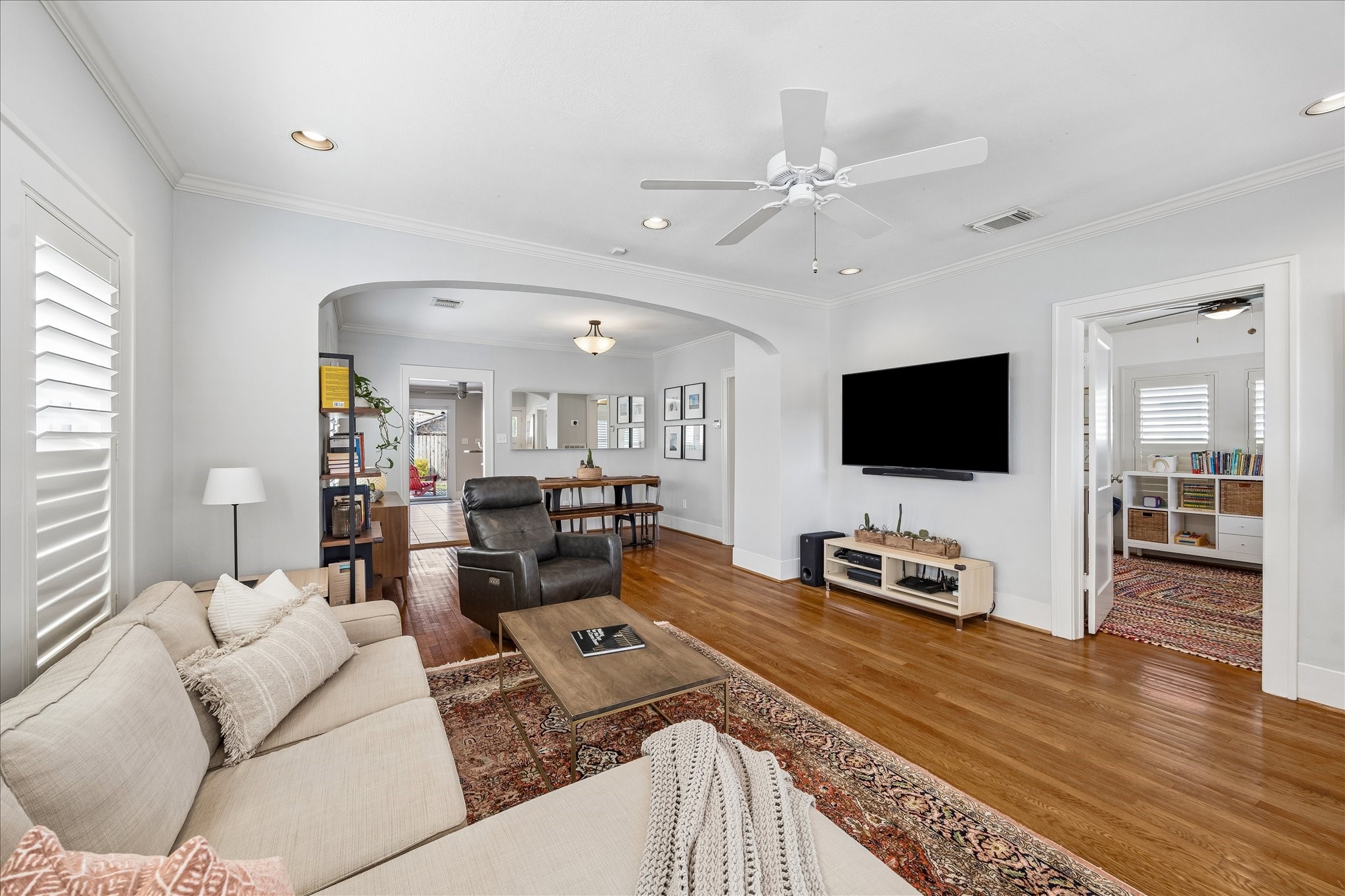 919 Key Street Houston, TX 77009 - Photo 7 of 39