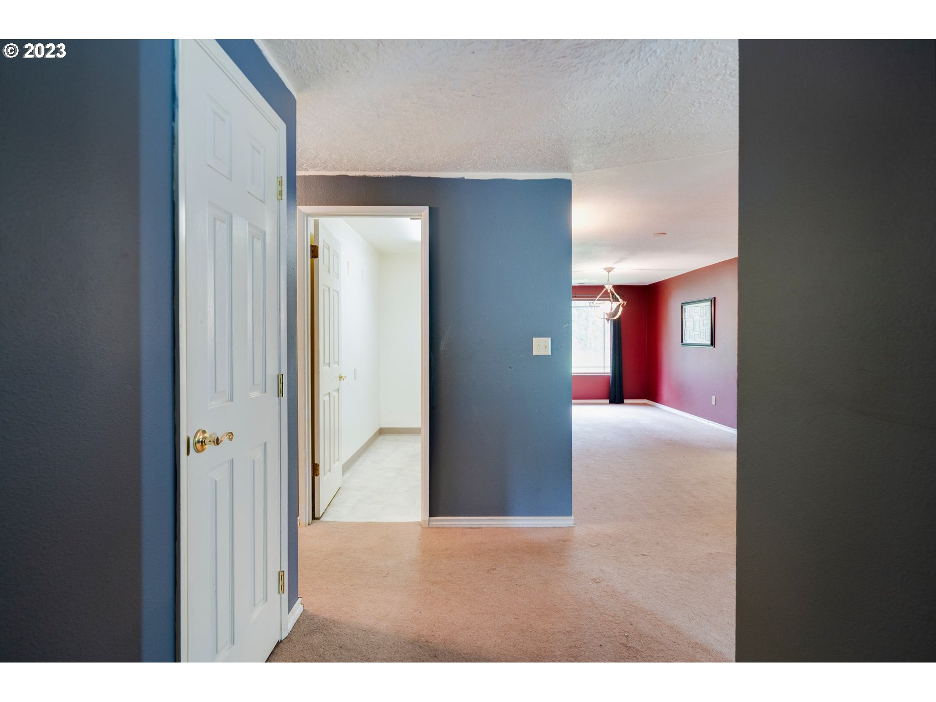 17802 Northeast 219th Street Battle Ground, WA 98604 - Photo 5 of 42 a view of an entryway