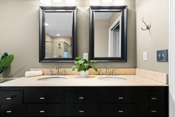 $839,000 | 873 Fairway Park Drive, Ann Arbor, MI 48103