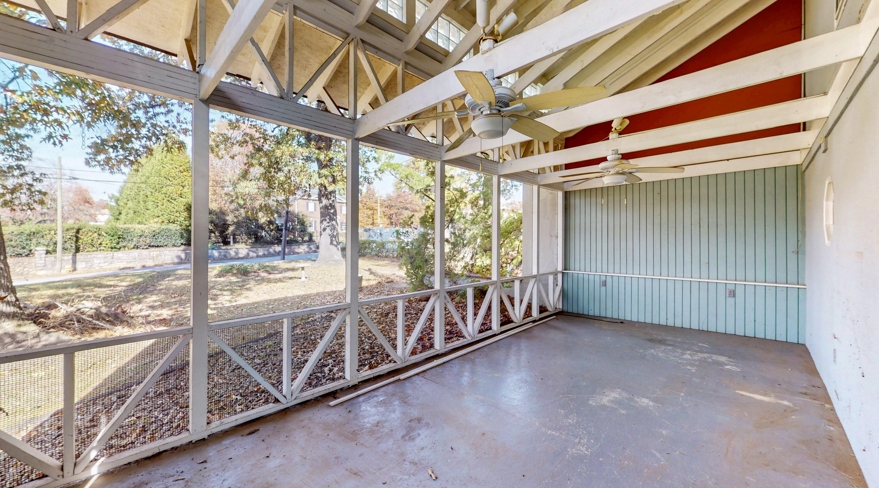 500 Barton Avenue Chattanooga, TN 37405 - Photo 12 of 41 12-500-Barton-Avenue-11142025_074015