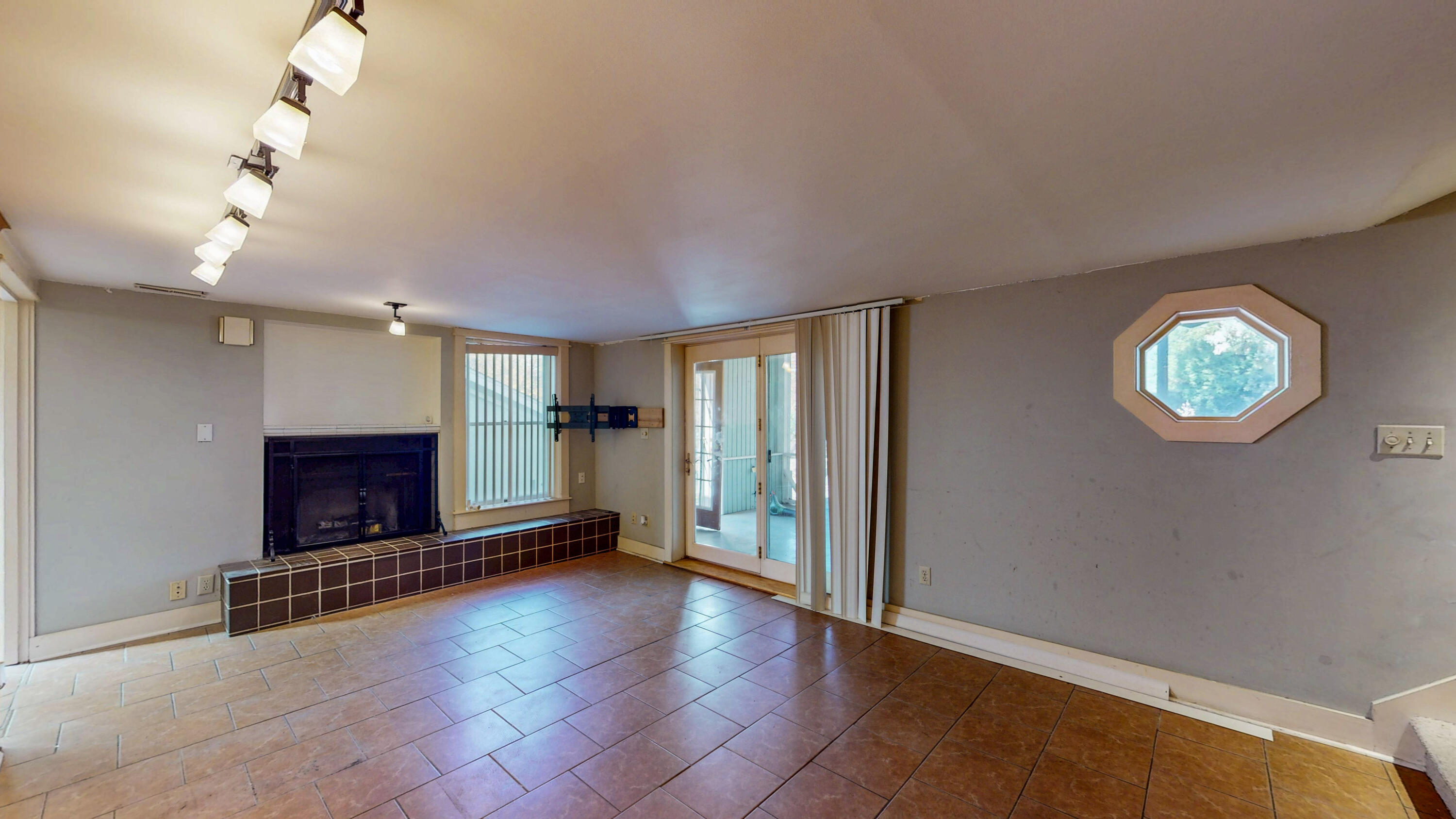 500 Barton Avenue Chattanooga, TN 37405 - Photo 15 of 41 15-500-Barton-Avenue-11142025_072818