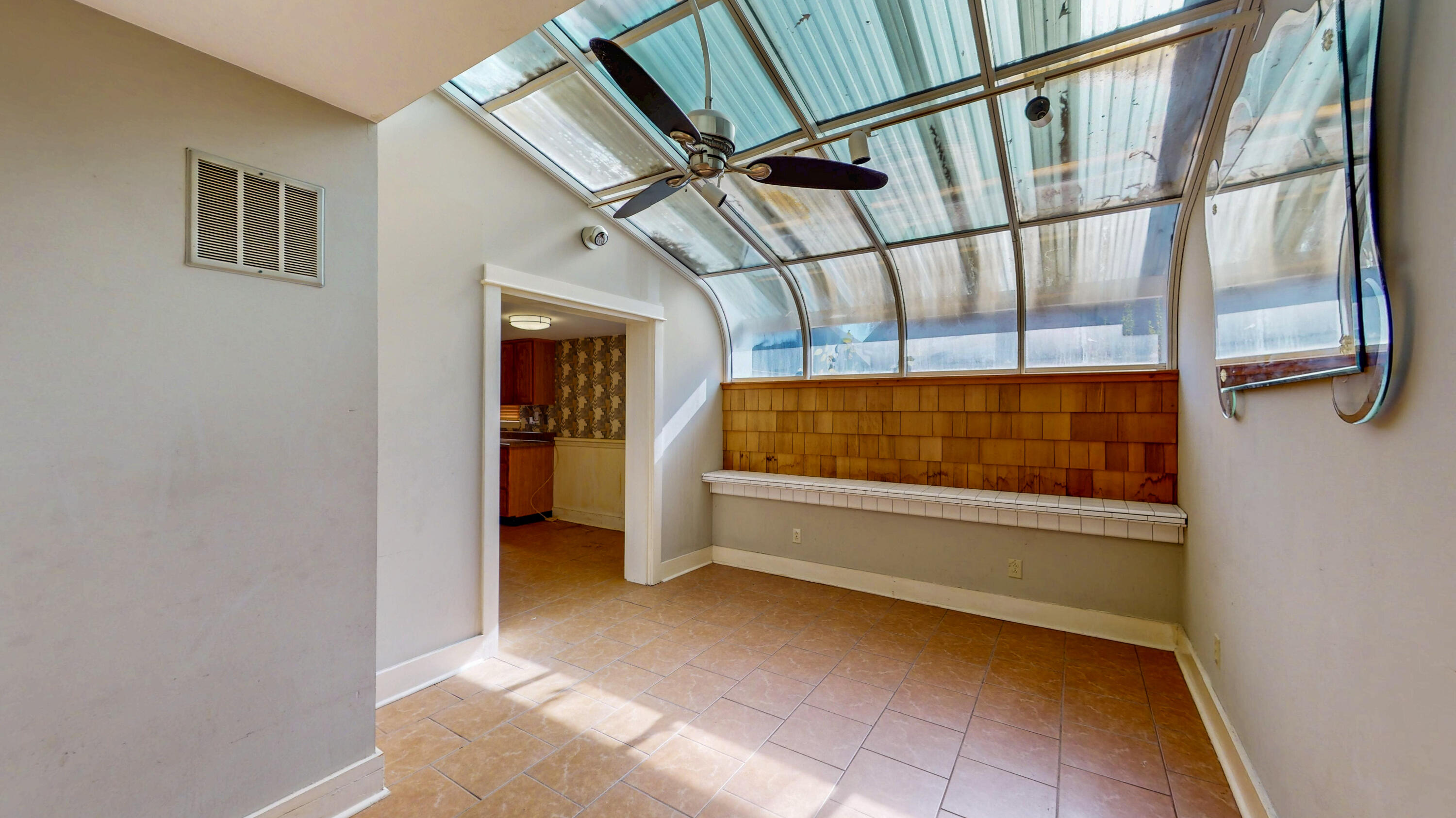 500 Barton Avenue Chattanooga, TN 37405 - Photo 21 of 41 21-500-Barton-Avenue-11142025_072532