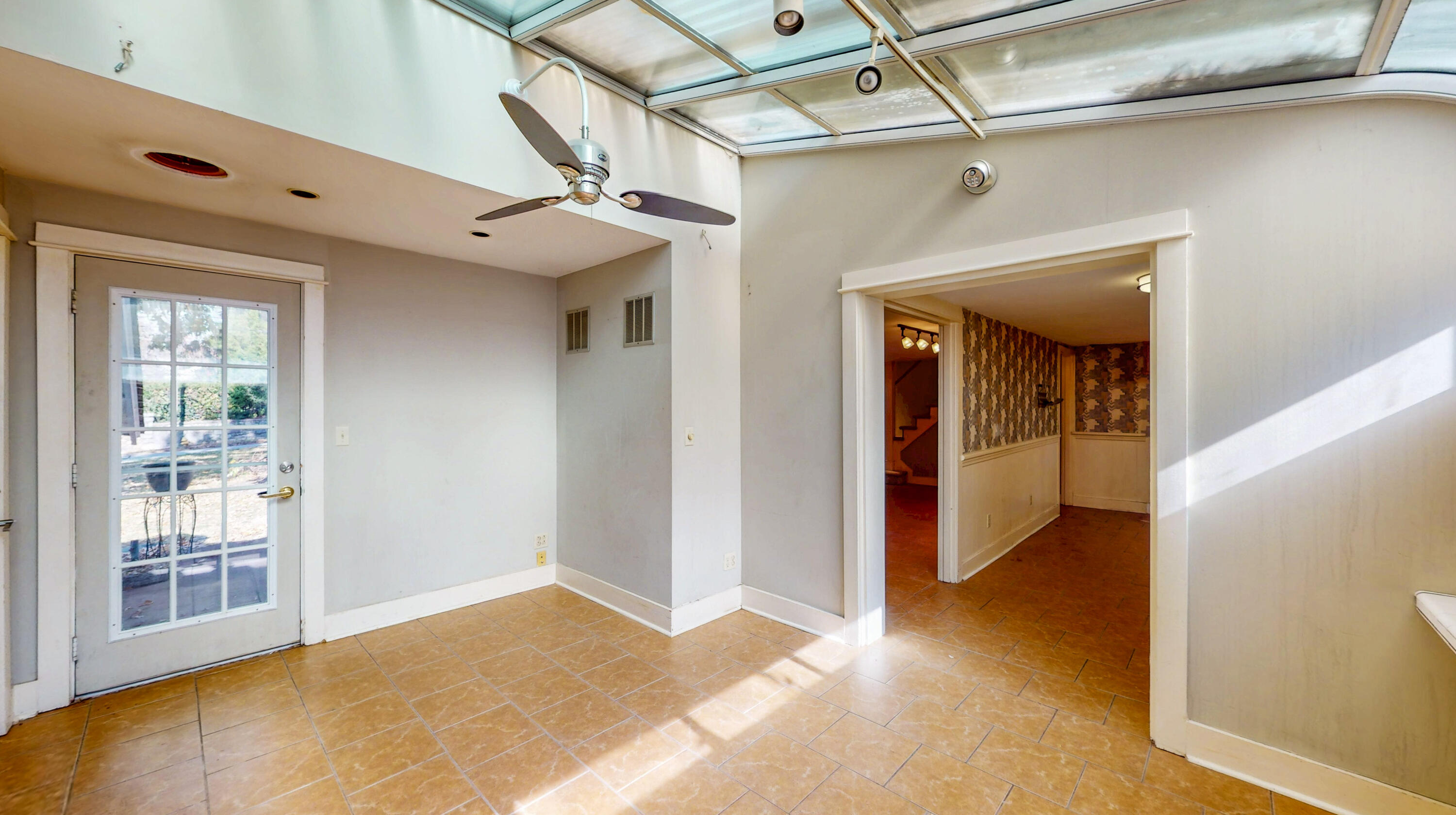 500 Barton Avenue Chattanooga, TN 37405 - Photo 22 of 41 22-500-Barton-Avenue-11142025_072551