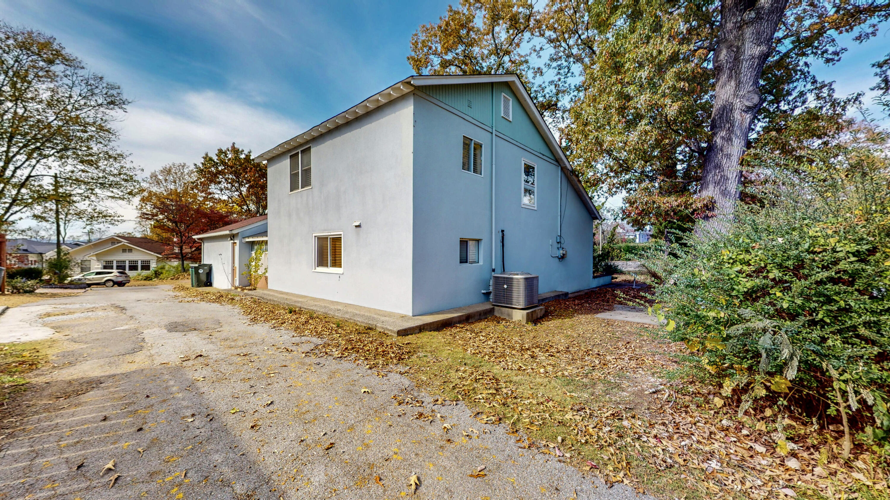 500 Barton Avenue Chattanooga, TN 37405 - Photo 5 of 41 5-500-Barton-Avenue-11142025_074425