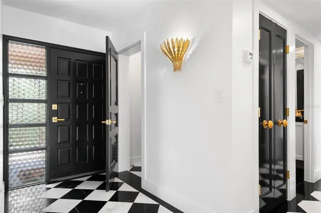 $1,195,000 | 100 South Interlachen Avenue, Unit 404, Winter Park, FL 32789