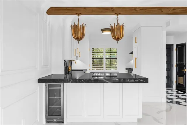 $1,195,000 | 100 South Interlachen Avenue, Unit 404, Winter Park, FL 32789