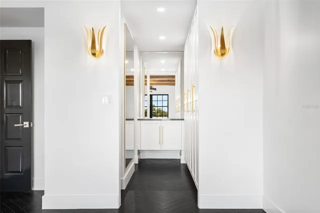 $1,195,000 | 100 South Interlachen Avenue, Unit 404, Winter Park, FL 32789