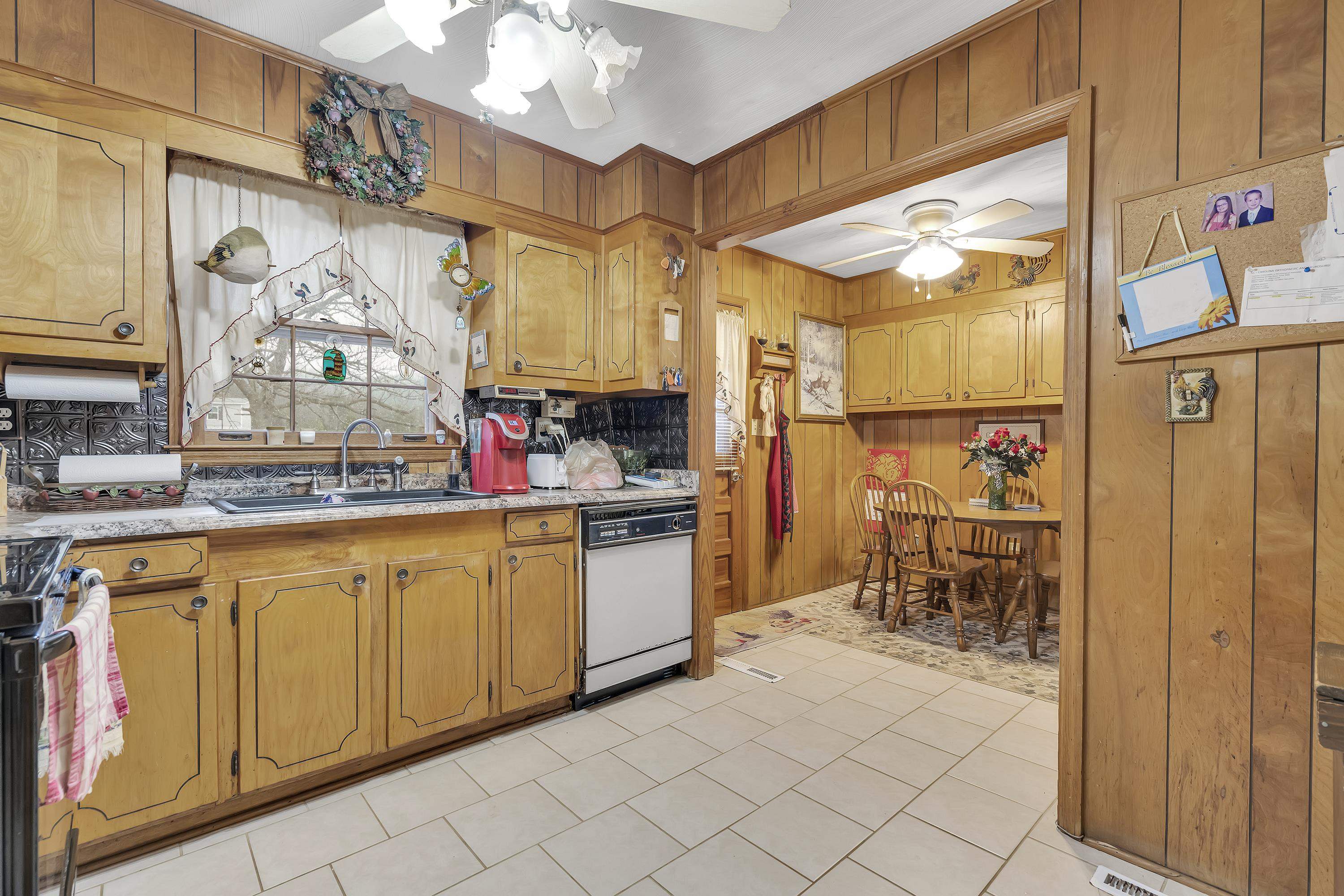 908 Green River Road Gaffney, SC 29341 - Photo 12 of 21 Gallery Image 12