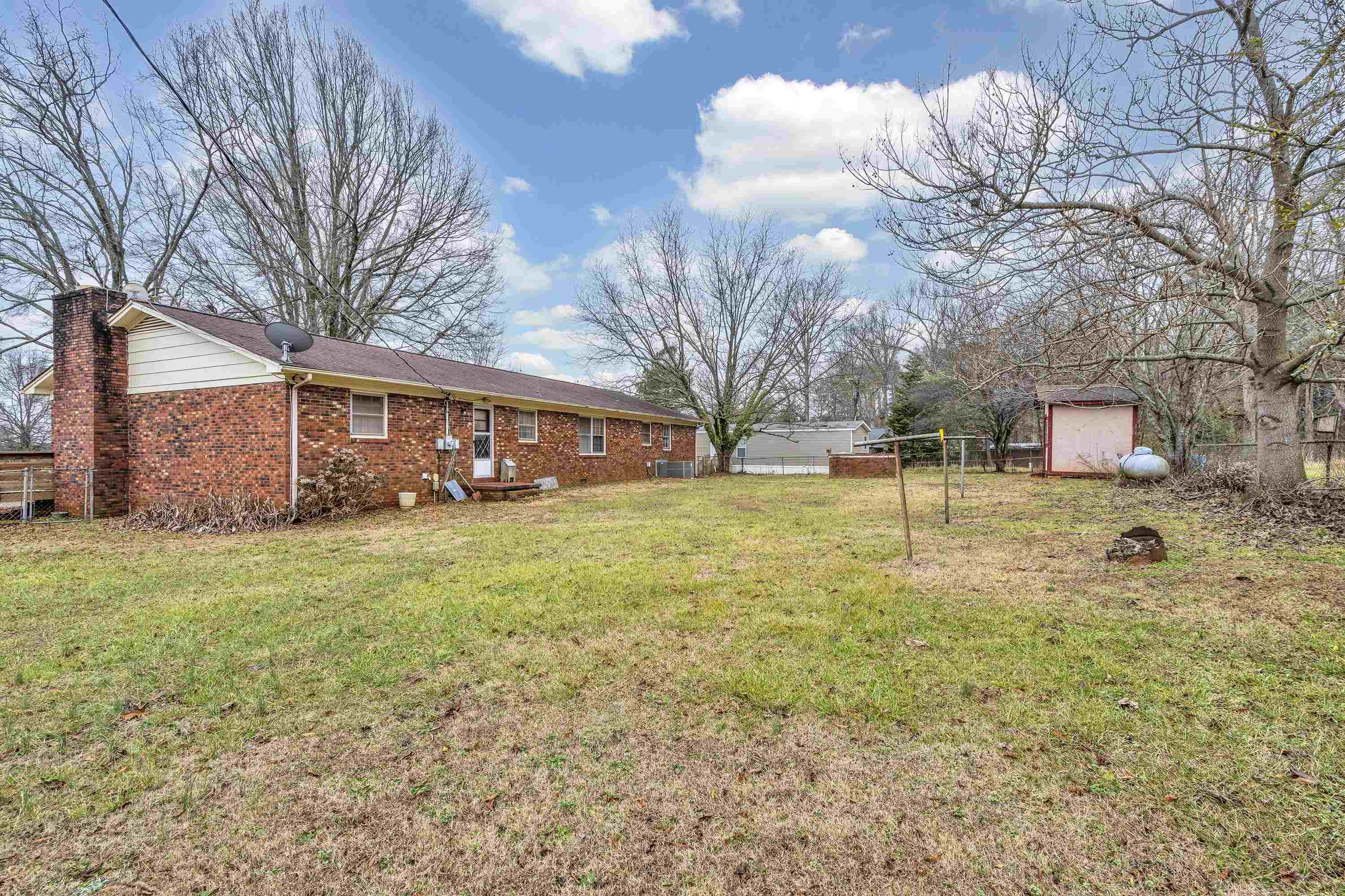 908 Green River Road Gaffney, SC 29341 - Photo 4 of 21 Gallery Image 4