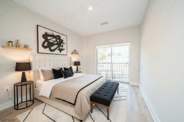 $3,400 | 203 Randolph Avenue, Unit 101, Jersey City, NJ 07305