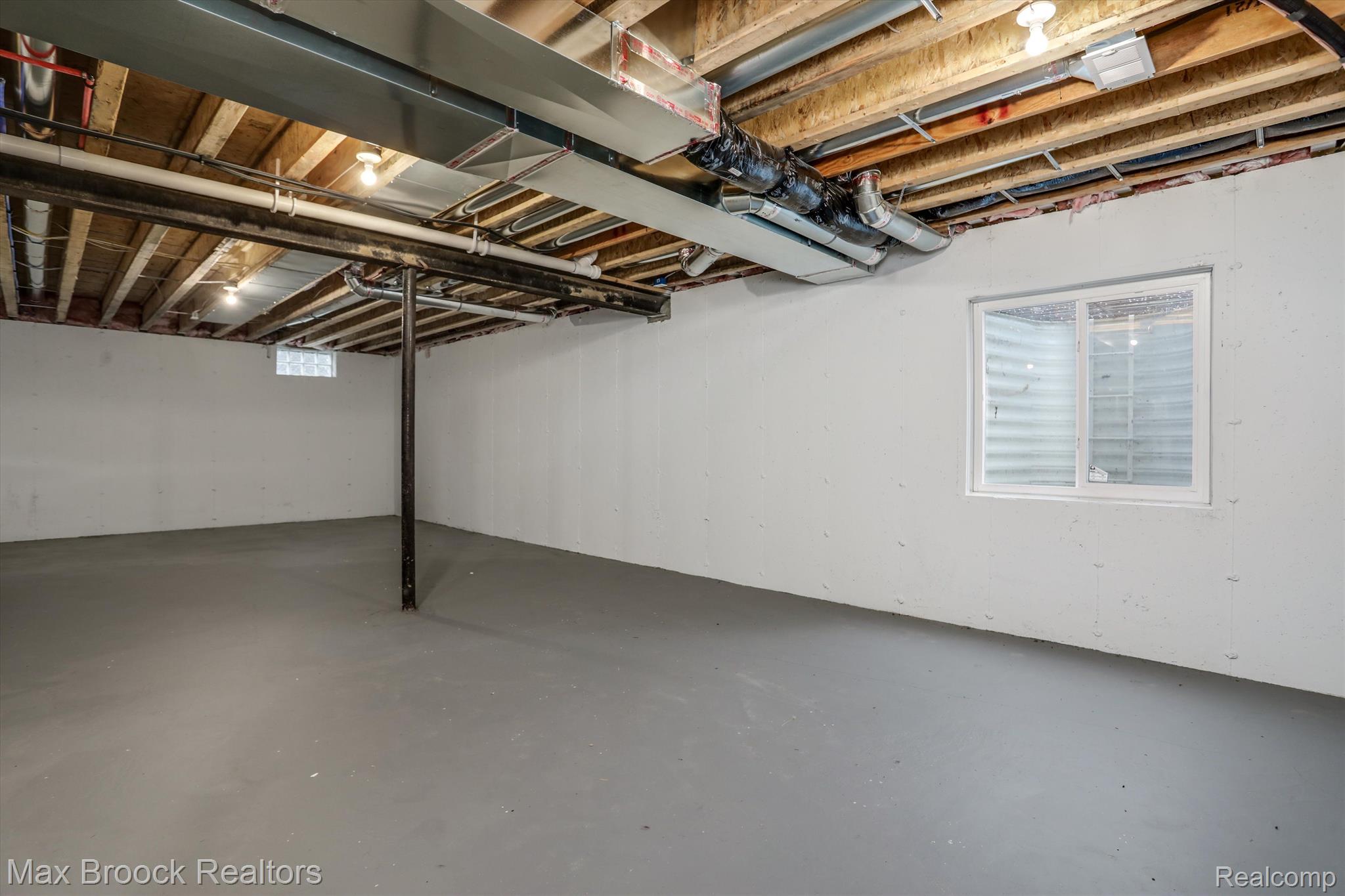 3227 Warick Road Royal Oak, MI 48073 - Photo 28 of 33 Gallery Image 28