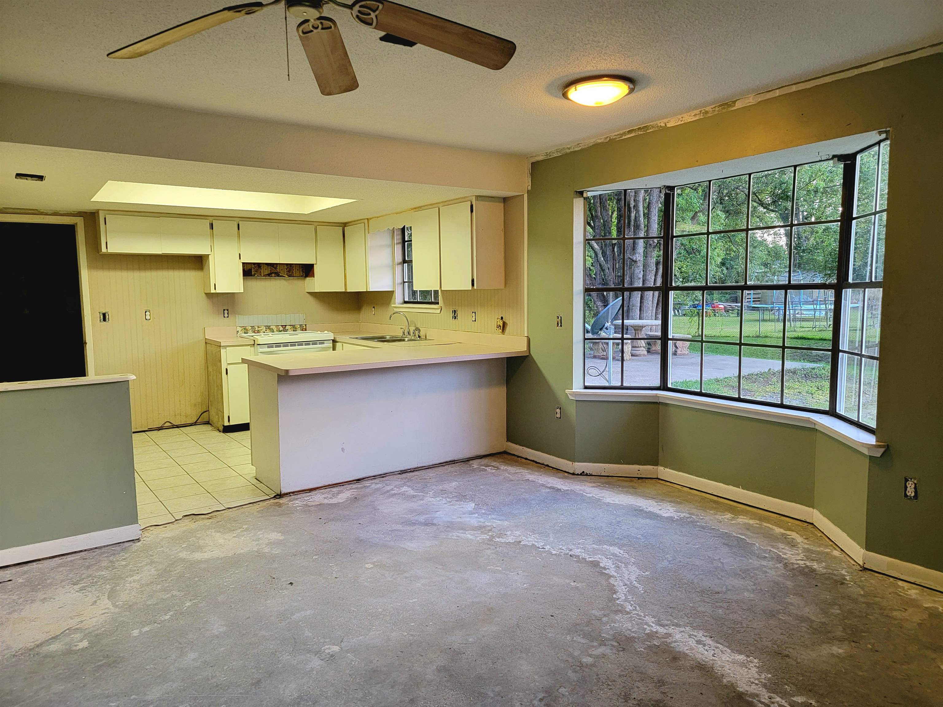 517 West Marigold Avenue Foley, AL 36535 - Photo 13 of 16