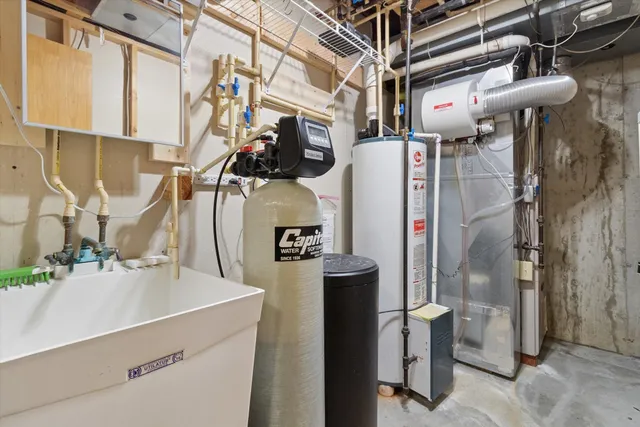 $349,999 | 5527 Caddis Bend, Fitchburg, WI 53711