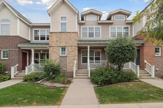 $349,999 | 5527 Caddis Bend, Fitchburg, WI 53711