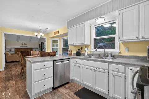 $425,000 | 101 Wellington Bluff Court, Noblesville, IN 46060