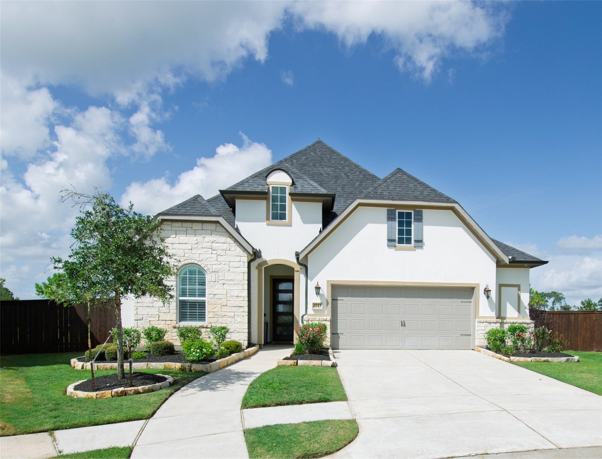 Welcome Home to 4143 Shackleton Court!