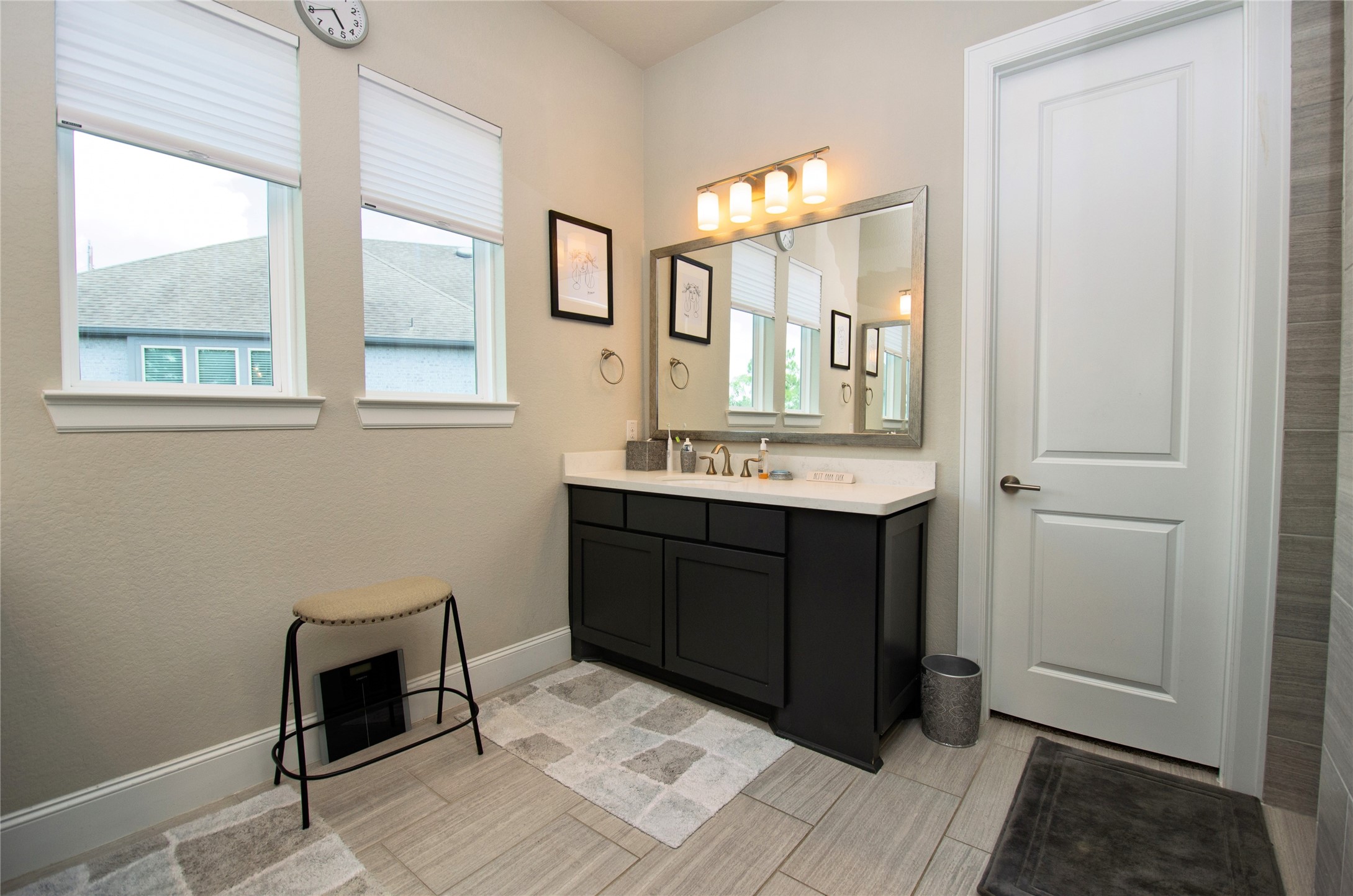 4143 Shackleton Court Iowa Colony, TX 77583 - Photo 18 of 34 The other vanity and large primary closet.