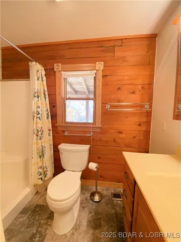 $625,000 | 209 Two N Two Lane, Camdenton, MO 65020