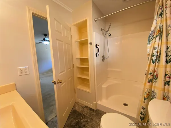 $625,000 | 209 Two N Two Lane, Camdenton, MO 65020