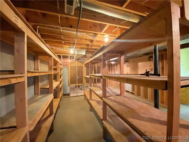 $625,000 | 209 Two N Two Lane, Camdenton, MO 65020