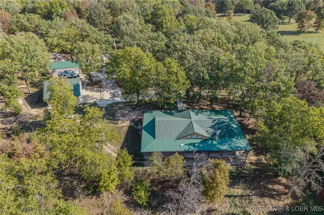 $625,000 | 209 Two N Two Lane, Camdenton, MO 65020