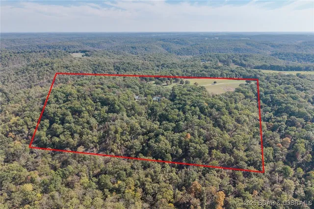 $625,000 | 209 Two N Two Lane, Camdenton, MO 65020