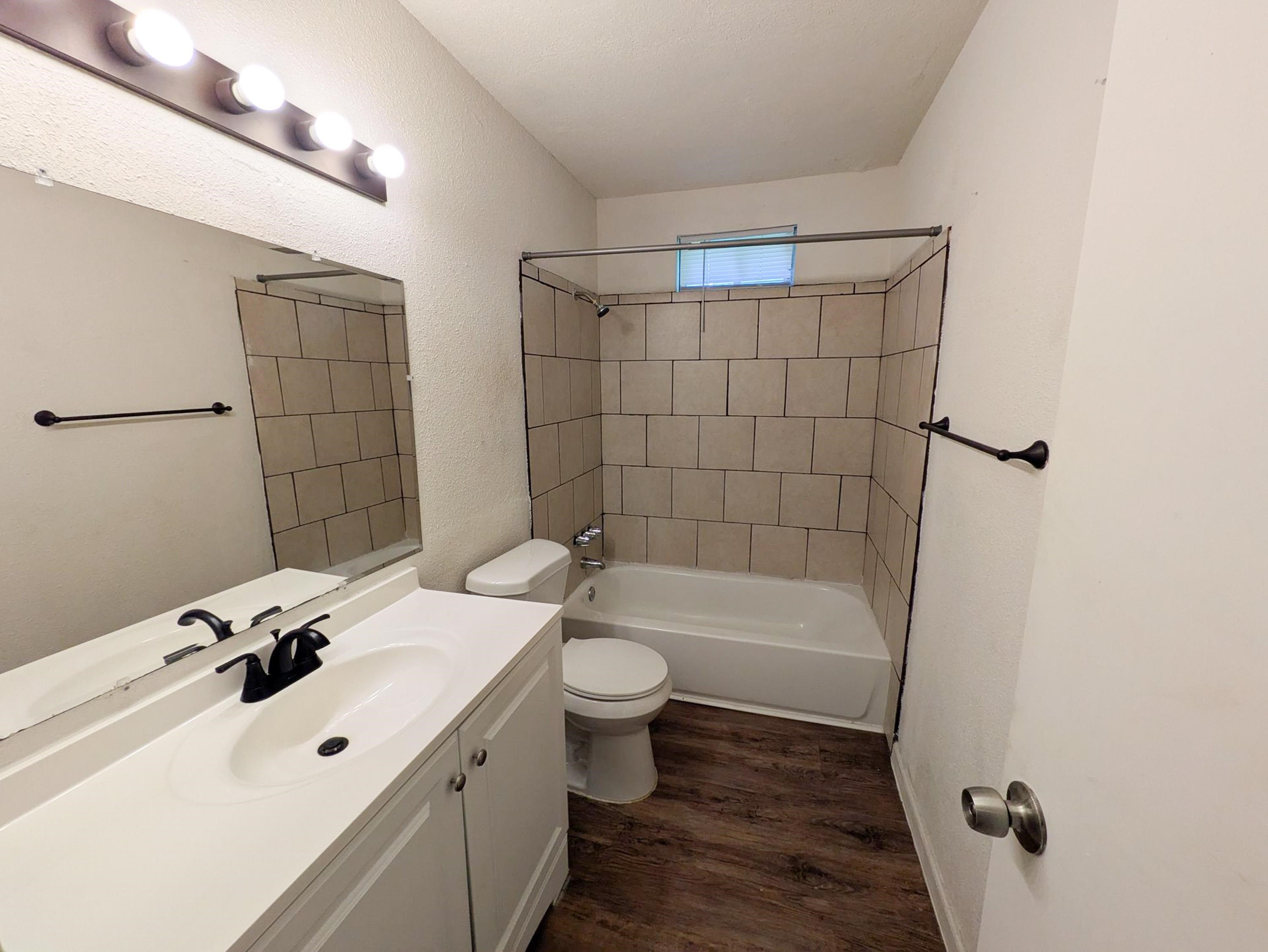4348 Sullivan Street, Unit 5 Beaumont, TX 77705 - Photo 6 of 8