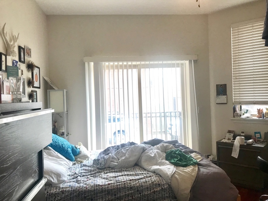 Undisclosed Address Chicago, IL 60614 - Photo 4 of 7 a living room with furniture and a window