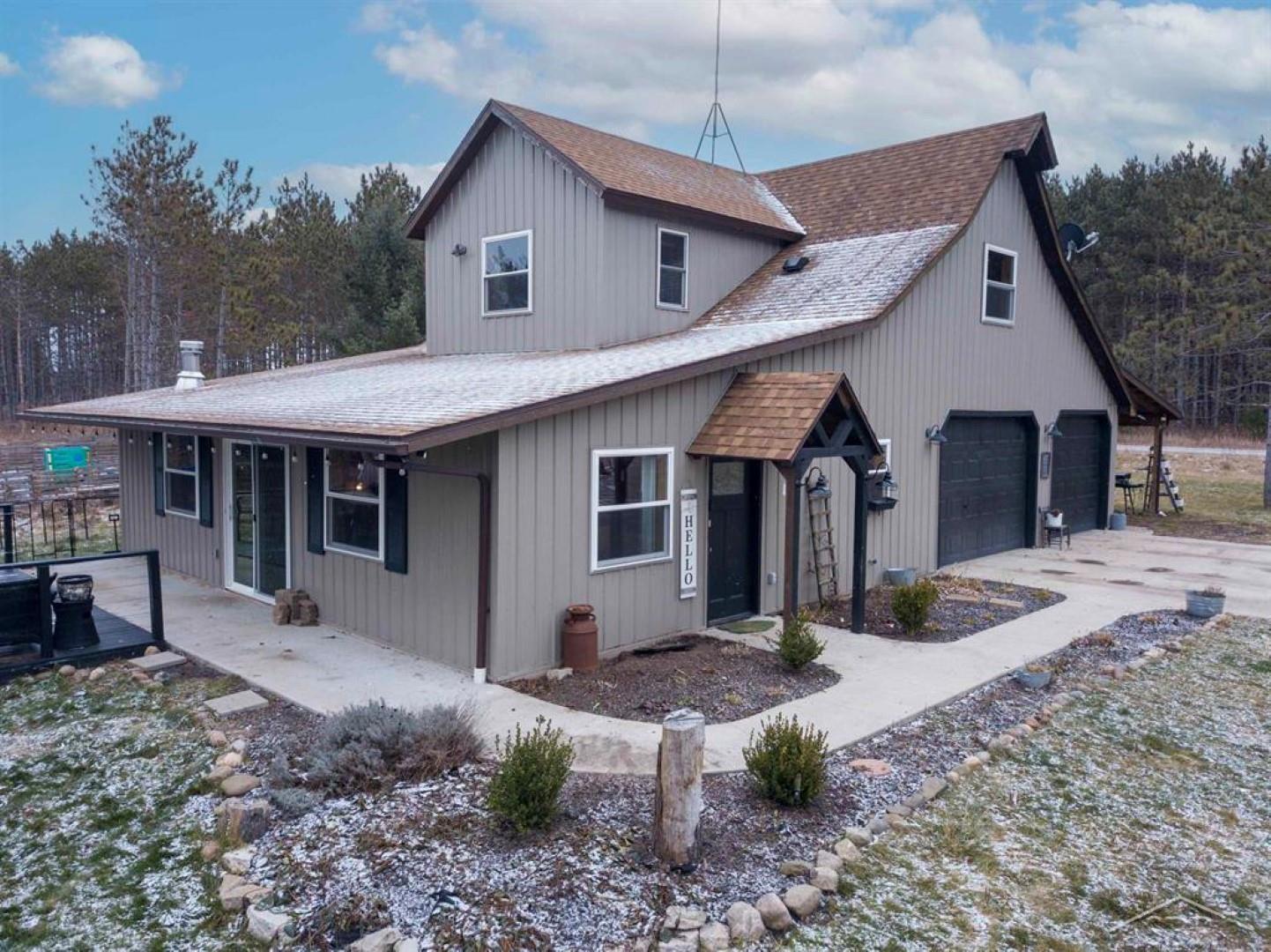 2550 South Grout Road Gladwin, MI 48624 - Photo 1 of 49