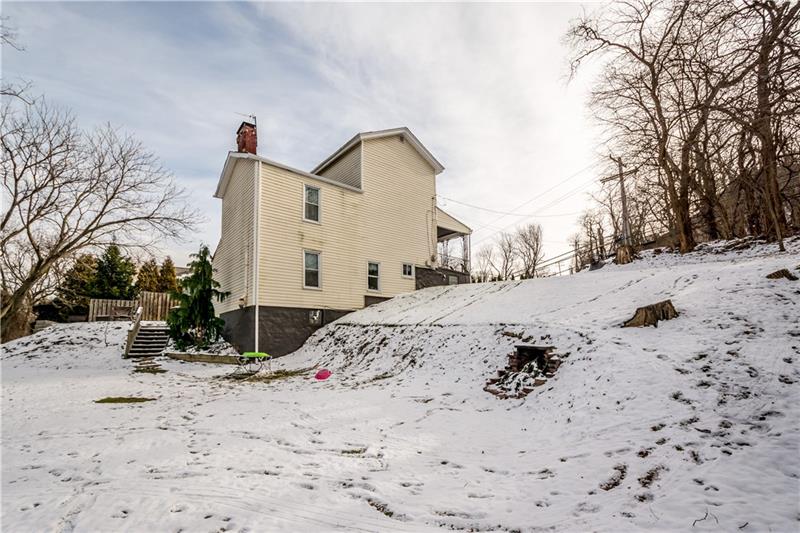 744 Greentree Road Pittsburgh, PA 15220 - Photo 19 of 25 Gallery Image 19