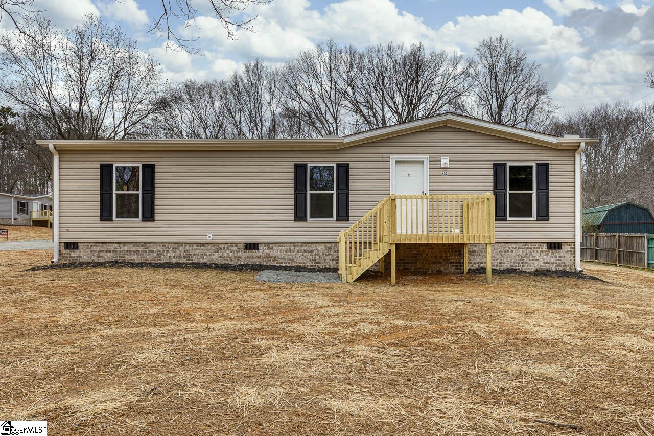 844 Black Snake Road Easley, SC 29640 - Photo 1 of 26
