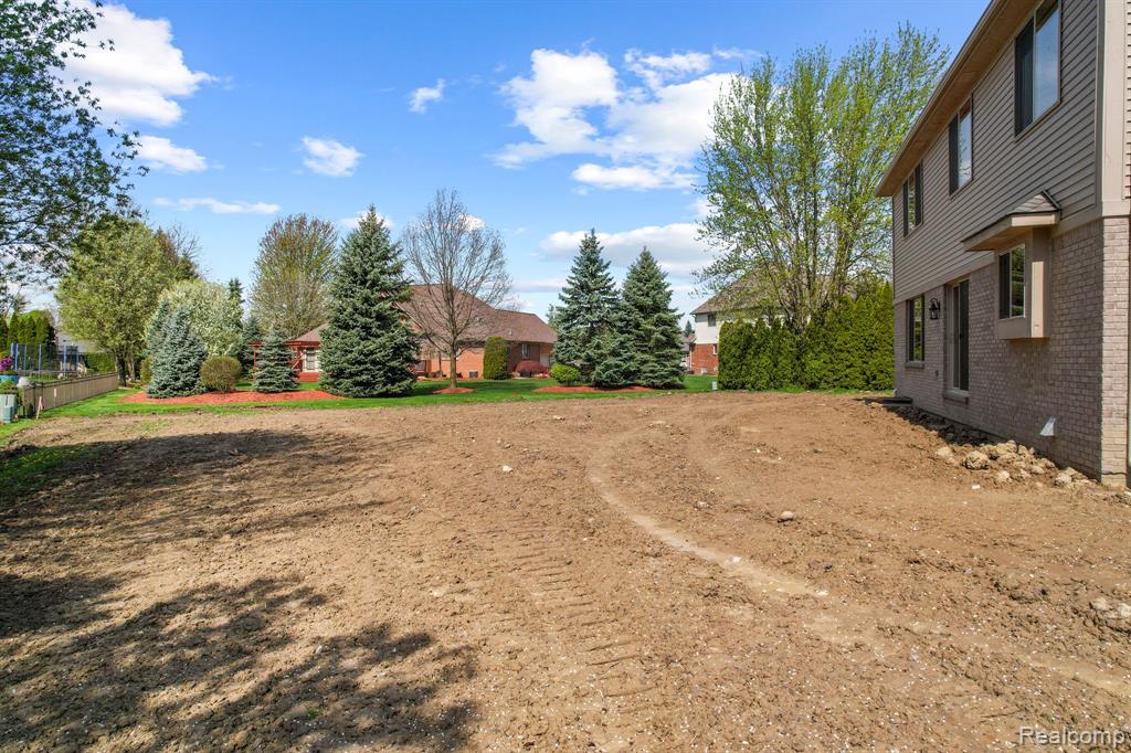 52163 Maple Court Chesterfield, MI 48047 - Photo 38 of 41
