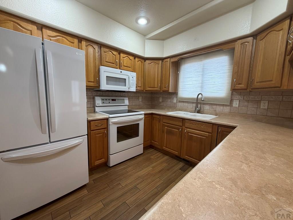 55 Bonnymede Road, Unit G Pueblo, CO 81001 - Photo 4 of 17 Gallery Image 4