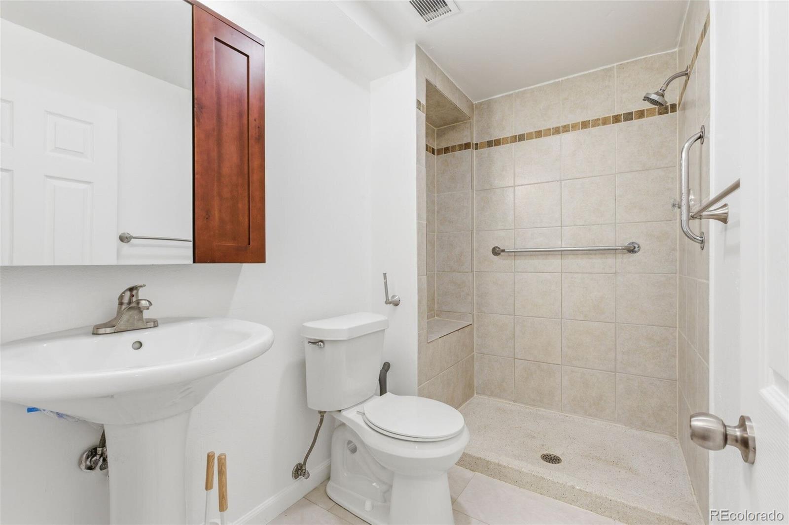 1230 South Reed Street, Unit 3 Lakewood, CO 80232 - Photo 18 of 37