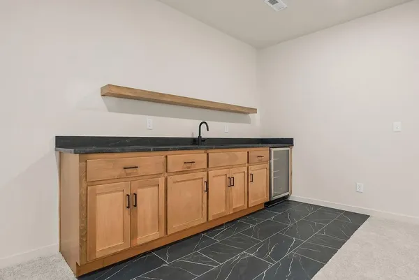 $690,000 | 15665 West 165th Street, Olathe, KS 66062