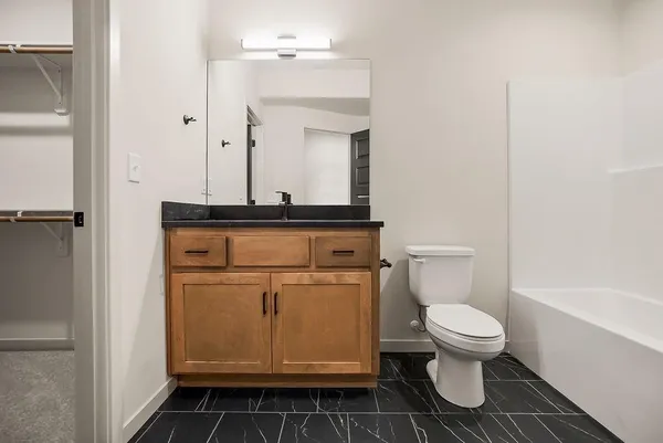 $690,000 | 15665 West 165th Street, Olathe, KS 66062