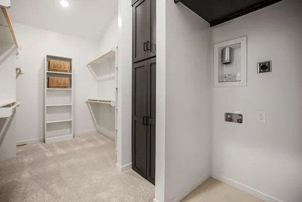 $690,000 | 15665 West 165th Street, Olathe, KS 66062