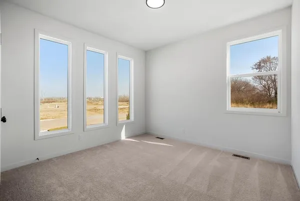 $690,000 | 15665 West 165th Street, Olathe, KS 66062