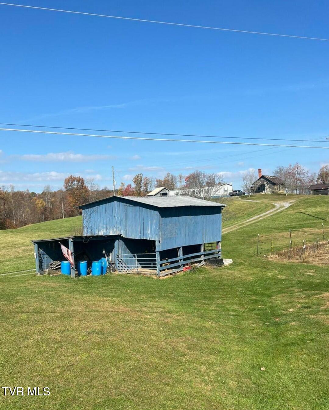 3640 DC Caney Ridge Road Clintwood, VA 24228 - Photo 30 of 59 6803
