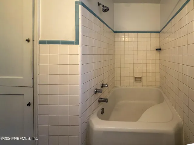 $1,400 | 1733 River Road, Unit 4, Jacksonville, FL 32207