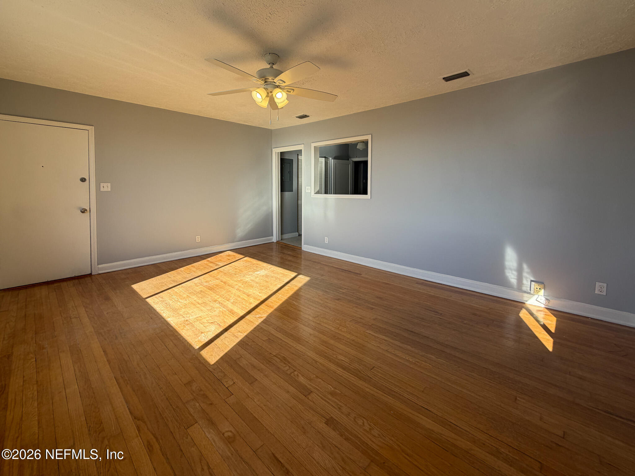 1733 River Road, Unit 4 Jacksonville, FL 32207 - Photo 4 of 16 IMG_6460